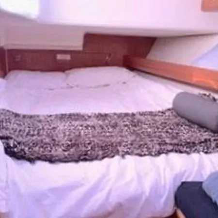 An Amazing Experience Enjoy The From A Boat Up To 8 People Valencia