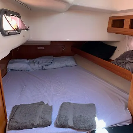 Holiday home An Amazing Experience Enjoy The From A Boat Up To 8 People *