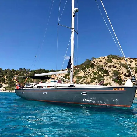 An Amazing Experience Enjoy The From A Boat Up To 8 People Holiday home *